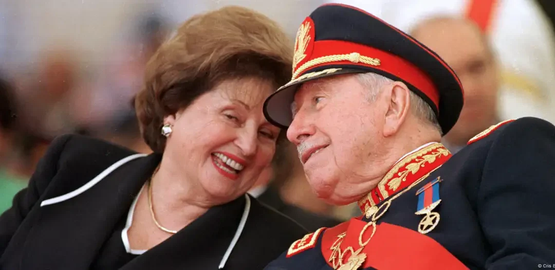Justicia chilena ordena a herederos de Pinochet devolver 16 MUSD