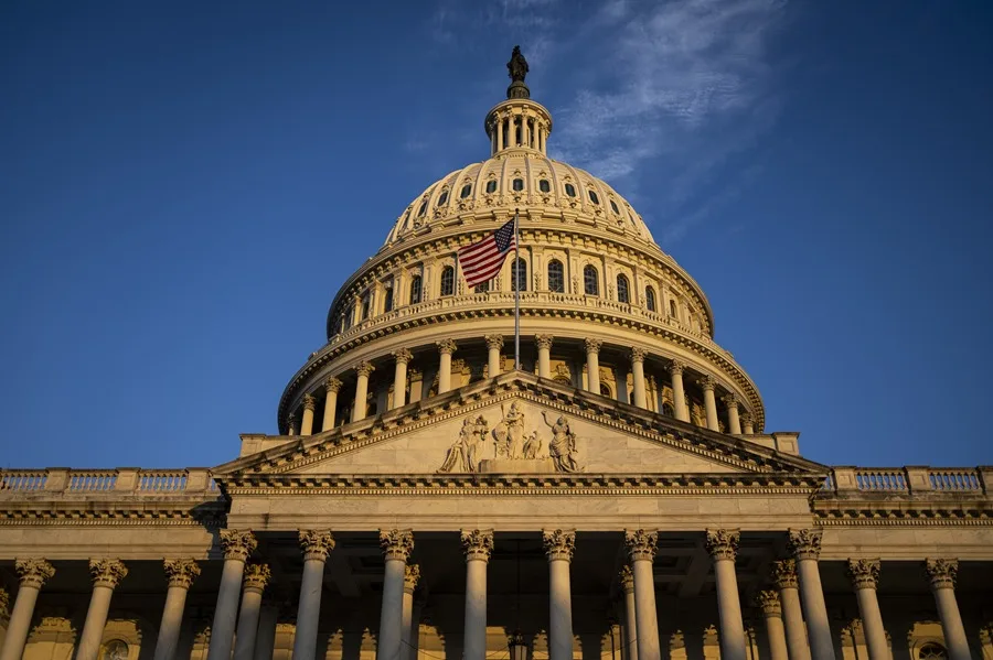 La Cámara Baja da su aprobación final al plan fiscal de Trump