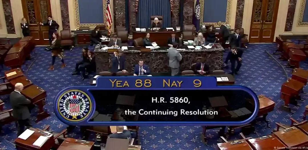 Senado aprueba proyecto de presupuestos de Trump