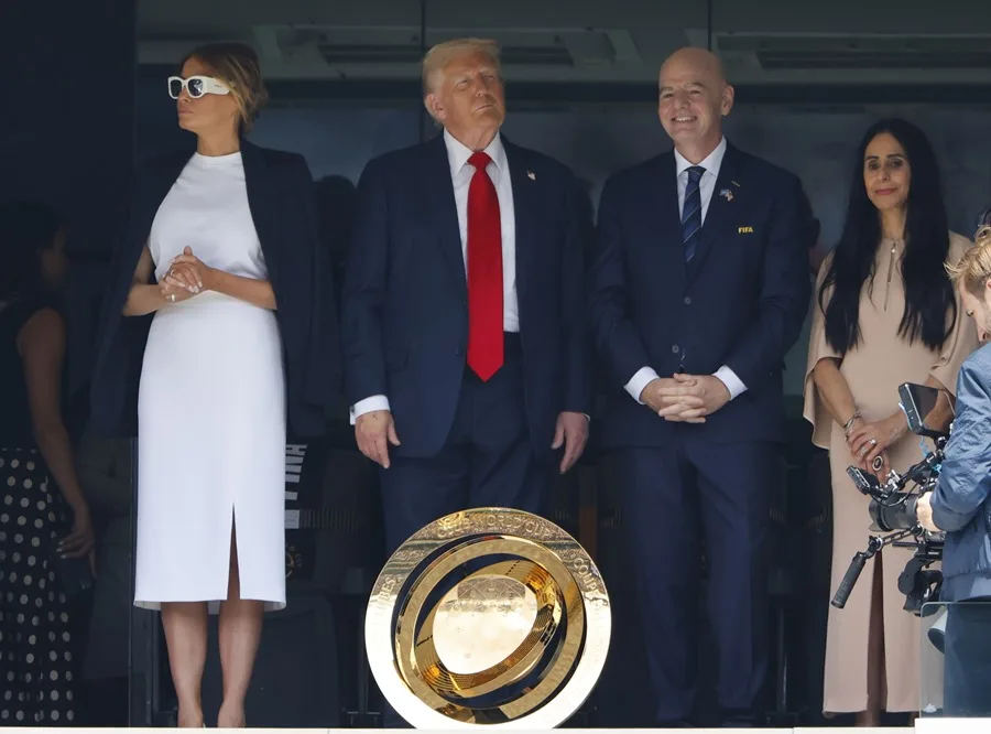 Trump, Tom Brady y Robbie Williams, los rostros más conocidos de la final de Mundial