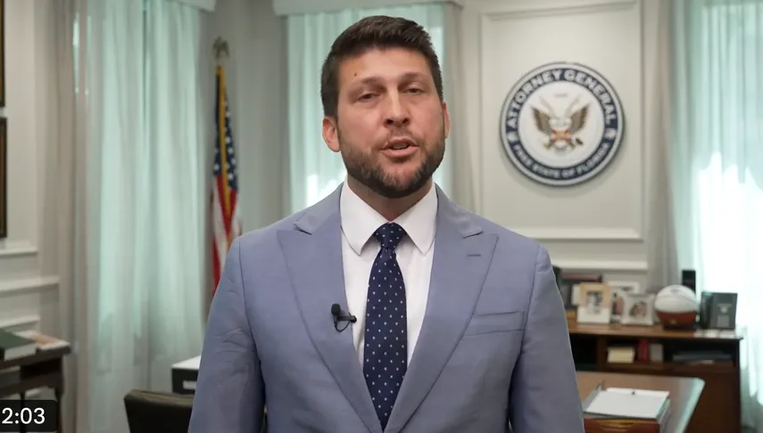 Fiscal General de Florida inicia investigación criminal contra la plataforma de videojuegos Roblox