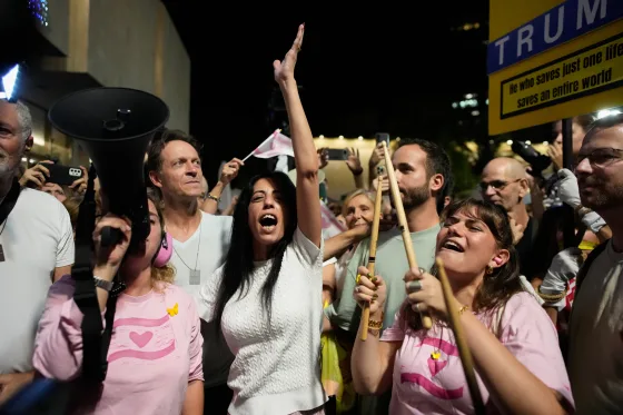 Gobierno de Israel aprueba marco de acuerdo para liberación de rehenes