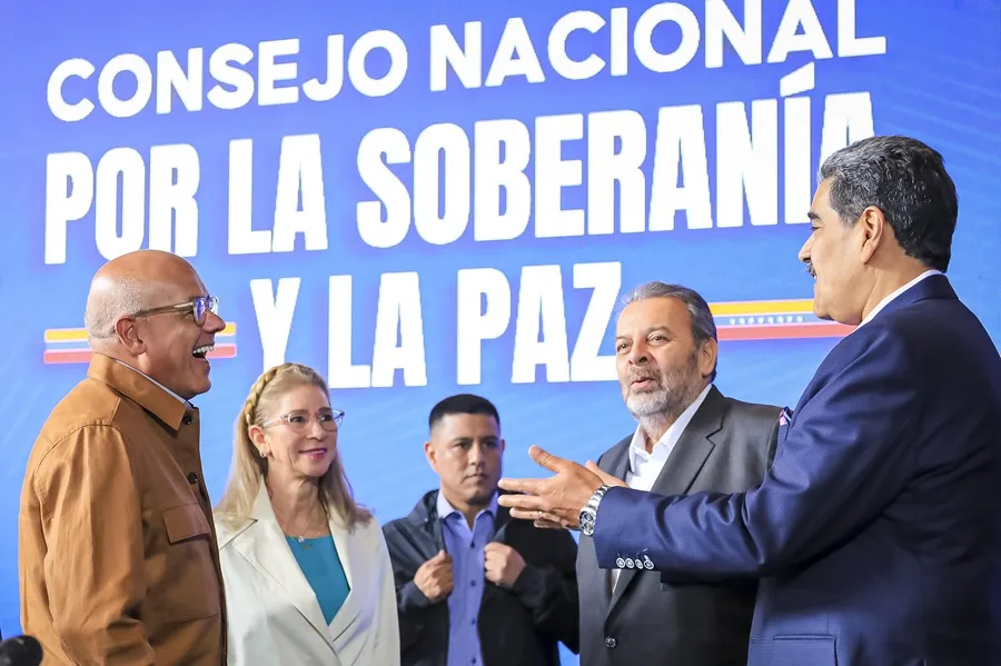 Nicolás Maduro acusa a Trump de ordenar a la CIA «acabar» con Venezuela