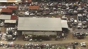 Encuentran autos de lujo robados en contenedores con destino a Emiratos Árabes