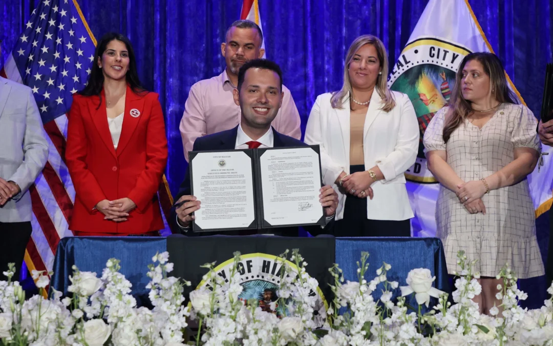 Bryan Calvo inicia su mandato en Hialeah firmando primeras órdenes ejecutivas y prometiendo una era de transparencia