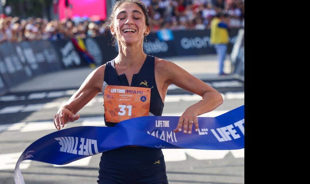 Christina Welsh y Dominic Ondoro triunfan en una multitudinaria edición del Maratón de Miami