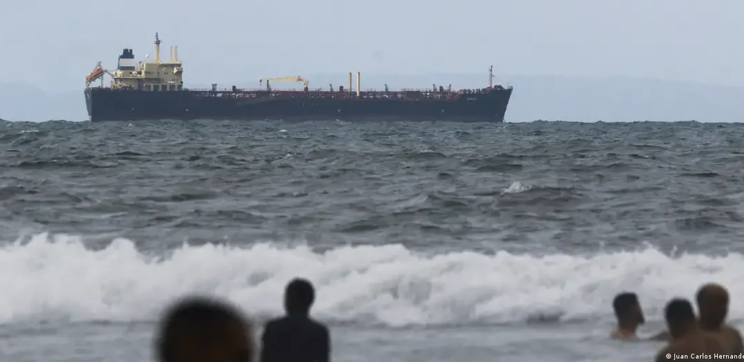 Comando Sur incauta séptimo buque petrolero sancionado desafiando la cuarentena en el Caribe