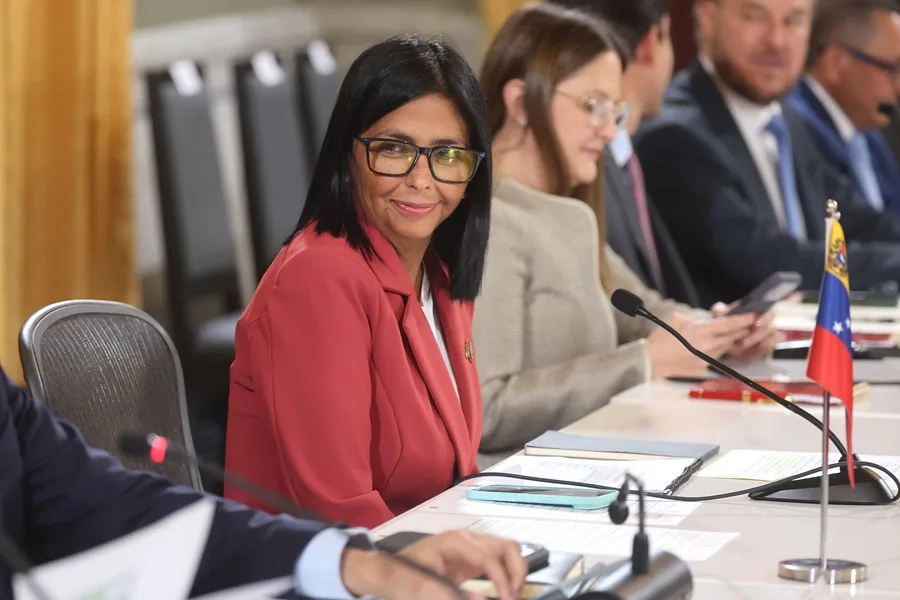 EE.UU. retira sanciones a Delcy Rodríguez tras reanudación de relaciones