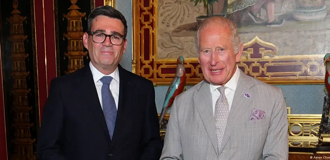 Andy Burnham asume oficialmente como nuevo primer ministro del Reino Unido