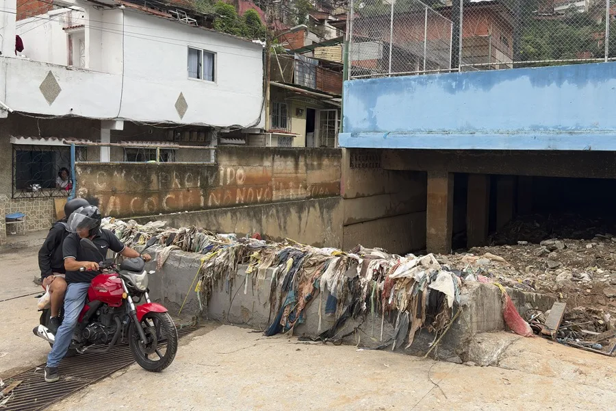 Al menos seis desaparecidos y 150 viviendas afectadas por fuertes lluvias en Venezuela