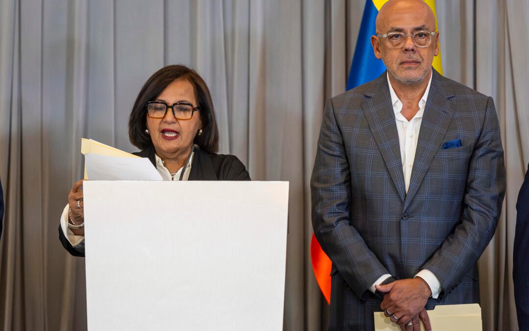 Dinorah Figuera convoca a postulación ciudadana para conformar un nuevo TSJ en Venezuela