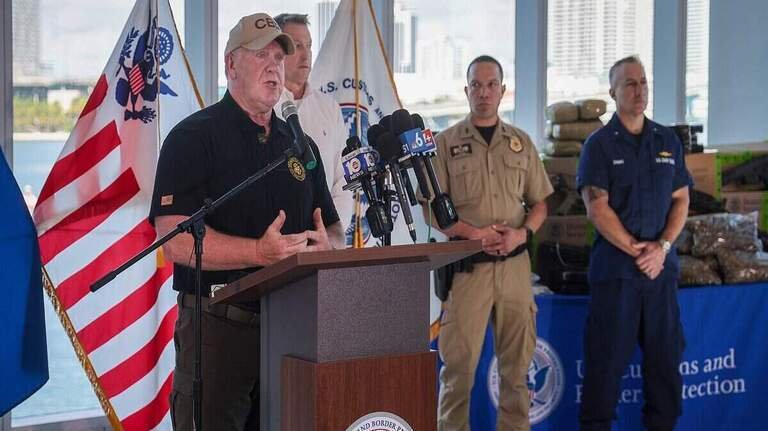 Zar fronterizo Tom Homan y comisionado Rodney Scott destacan drástica baja de cruces ilegales