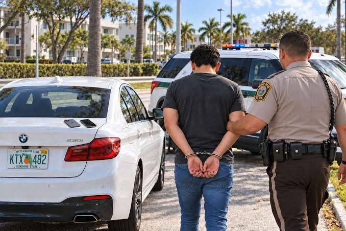 Arrestan en Doral a dos sospechosos de secuestro y asalto